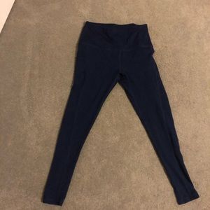 Navy leggings with side pockets